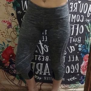 Cropped Shape Leggings